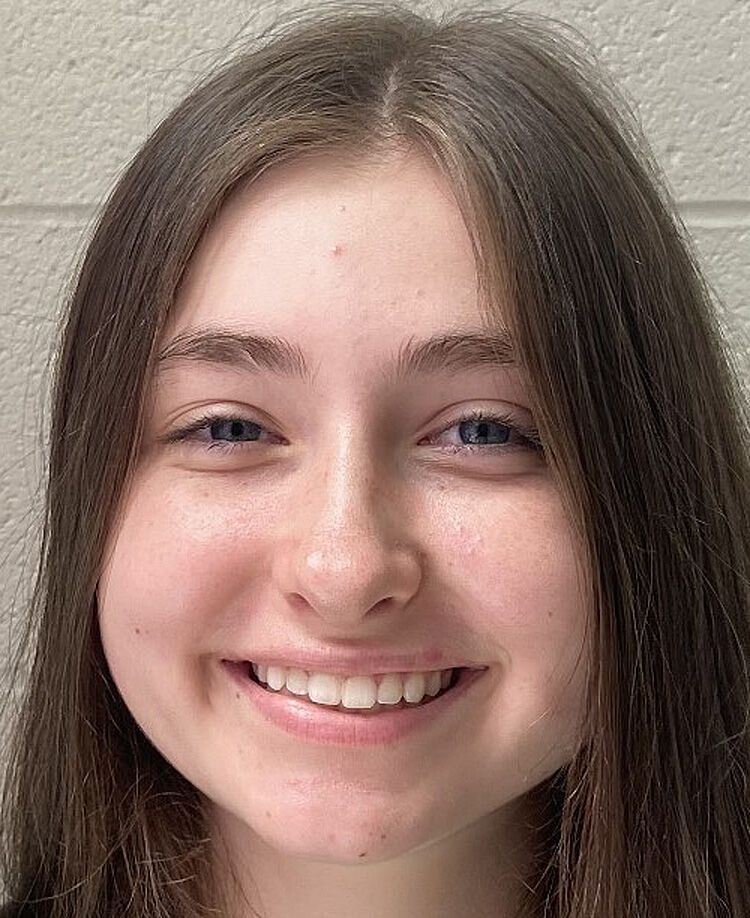 Adelina Huric, Bayless